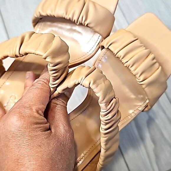 (56-3749) Coutgo Women's Ruched Slide Double Strap Square Sandals Sz 8 - Picture 4 of 8